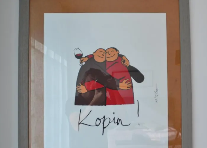 La Au Piano Apartment